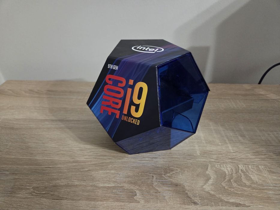 Intel Core i9 9900k