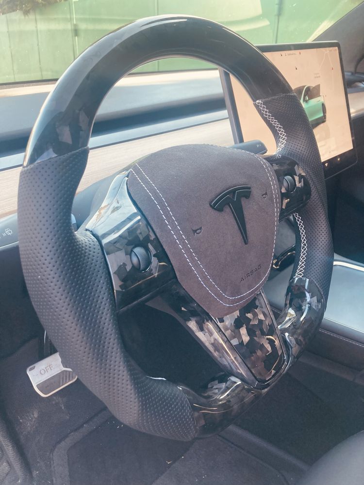 Tesla Y 2023 Long Range Dual Motor AWD