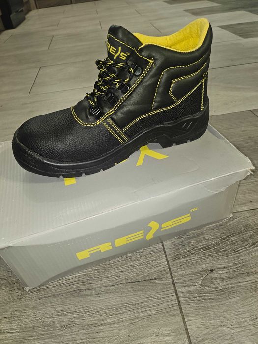 Buty antyprzekłuciowe Rejs roz. 40 NOWE