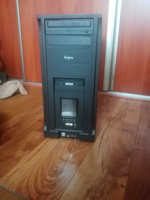 Komputer ATHLON II X4 _ 640 / DDR3 _ 8 GB / 500 GB  // TaNiO