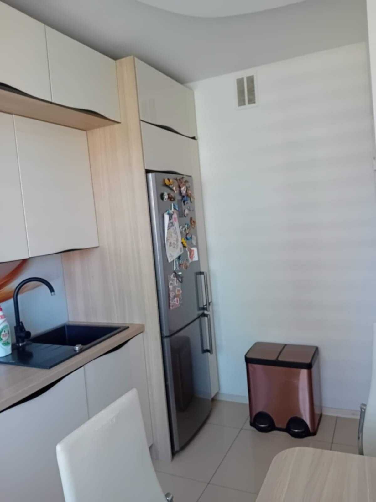 Sprzedam mieszkanie ul. Piastów - pierwsze piętro, 3 pokoje, 51,5 m2