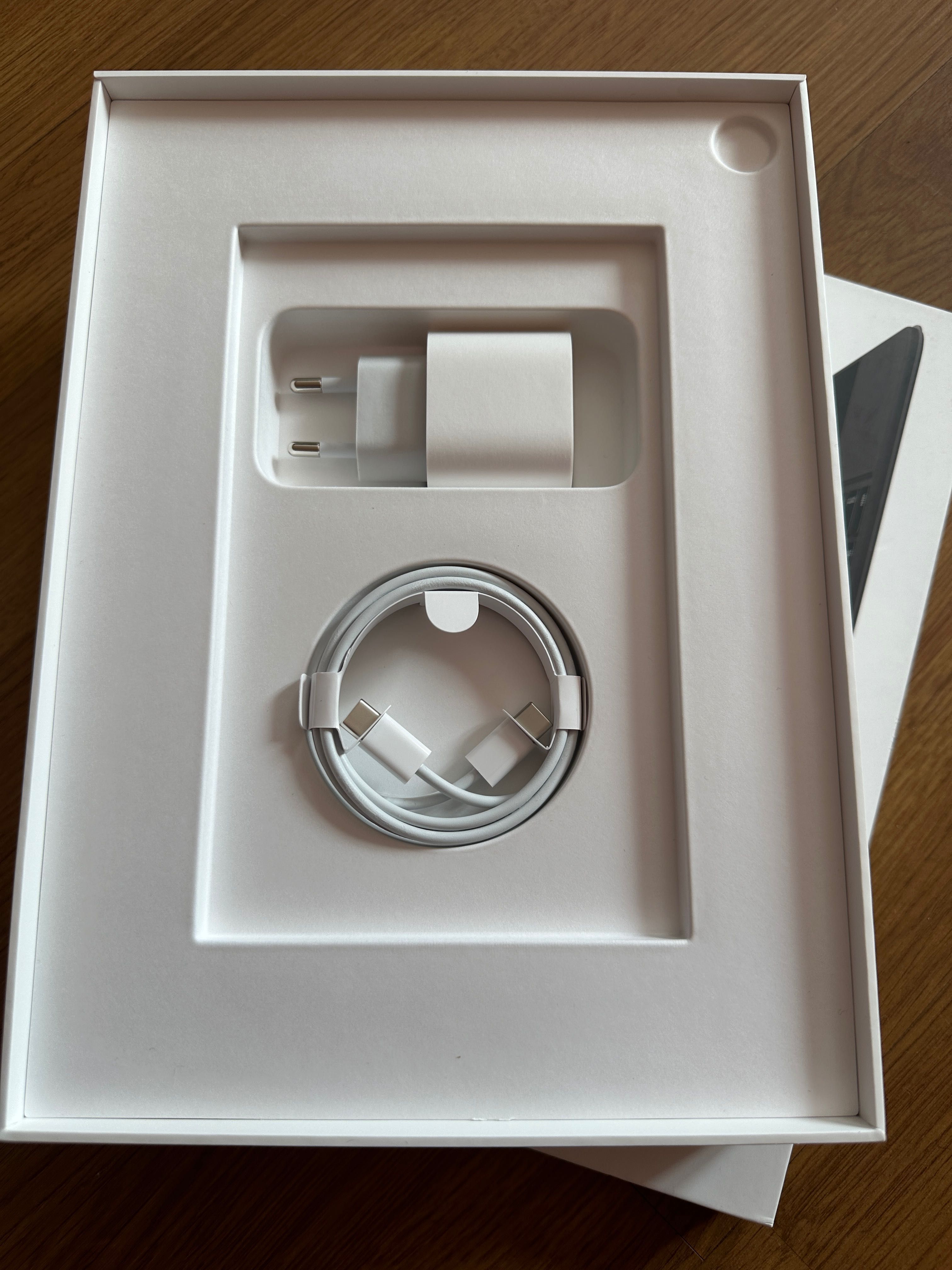 iPad Air (4th Generation) Wi-Fi 256GB