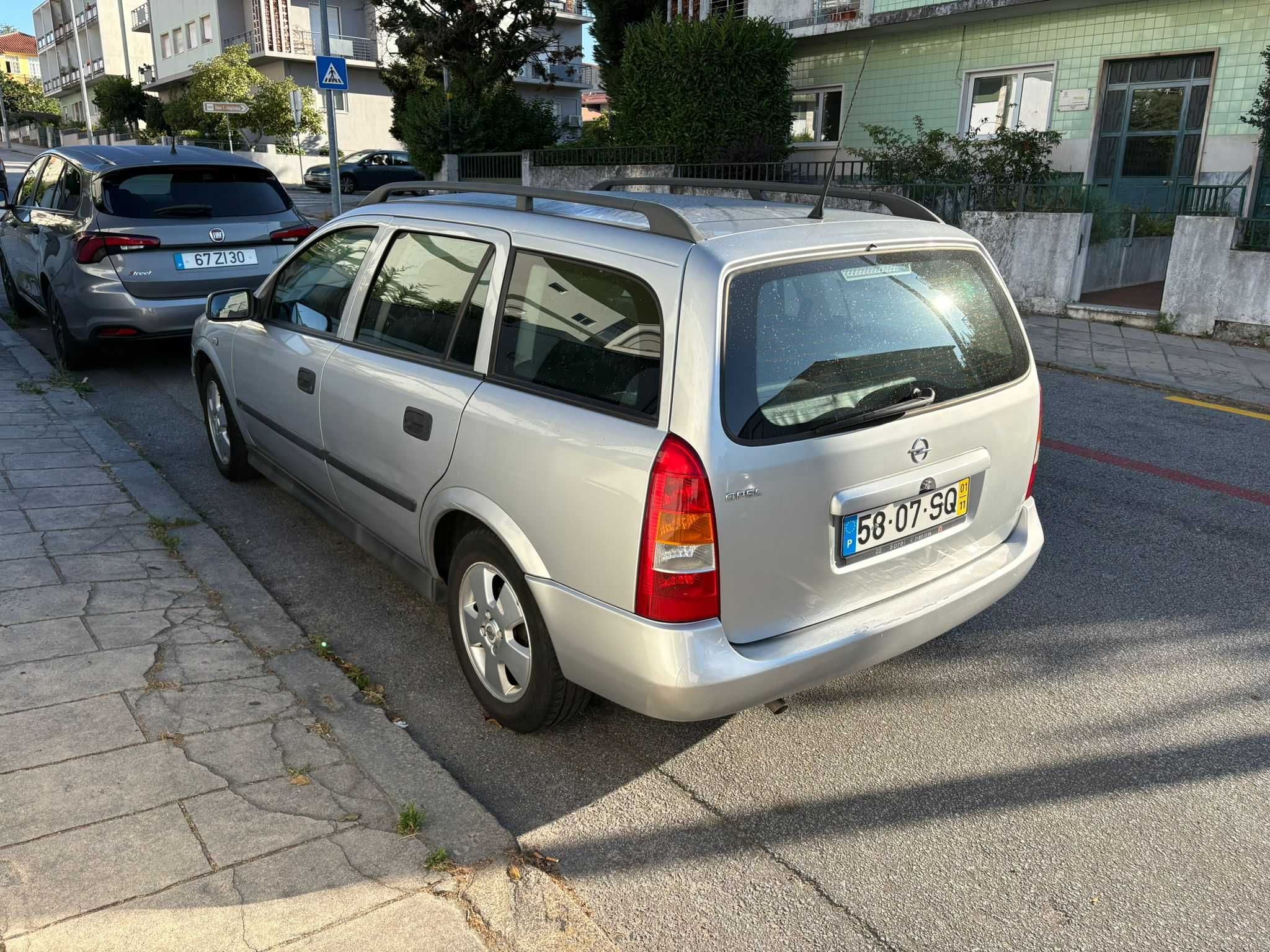 Opel Astra Club 1.2 Gasolina - Leia o Anúncio