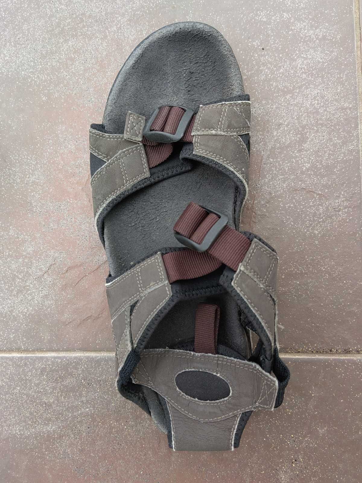 Сандалі salomon 43
