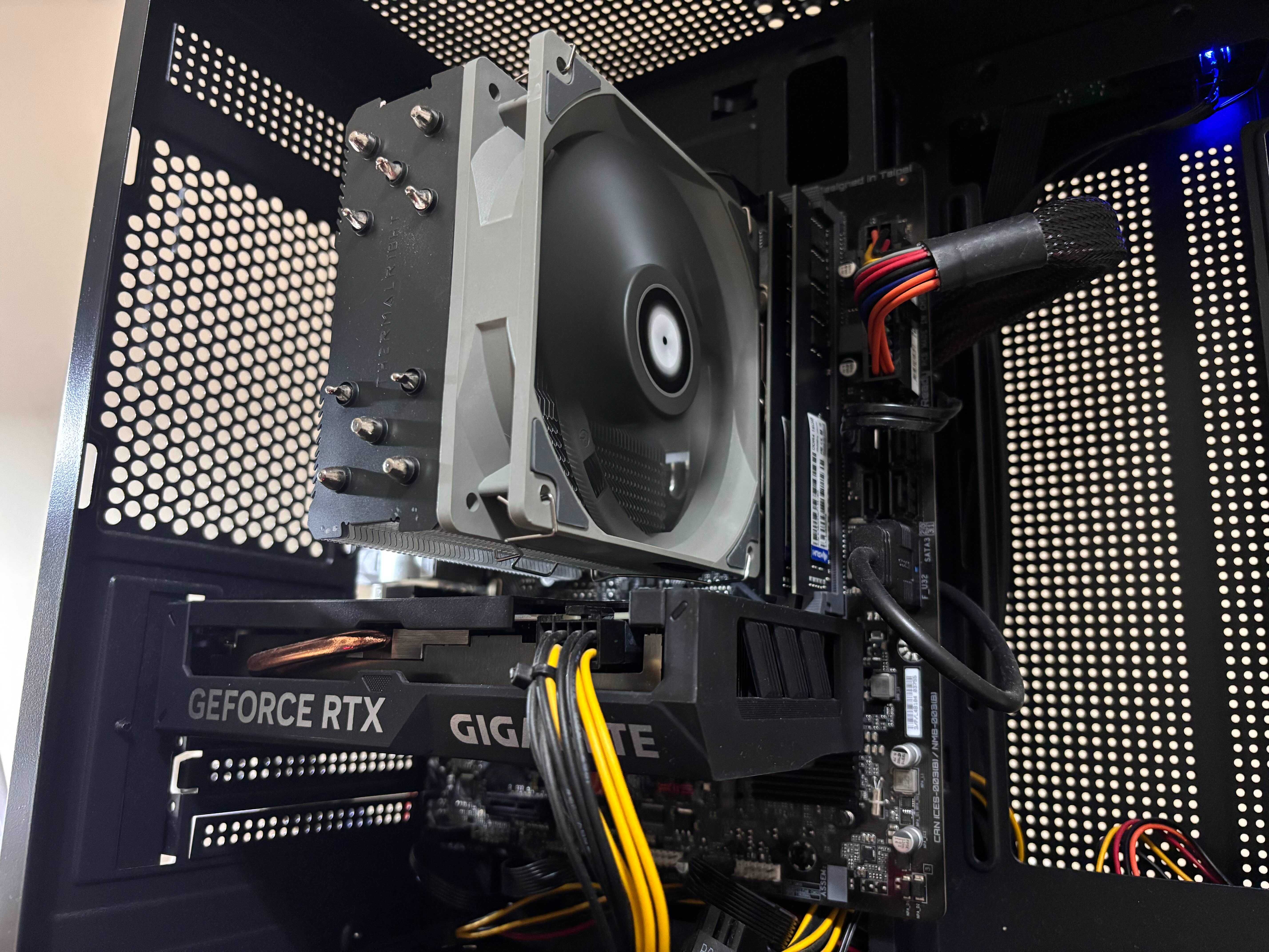Komputer stacjonarny NVIDIA RTX 4060 INTEL i9-11900ES 32GB RAM 1TB SSD