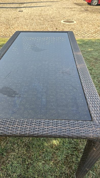 Mesa de Jardim em Vime Sintético com Tampão de Vidro Temperado