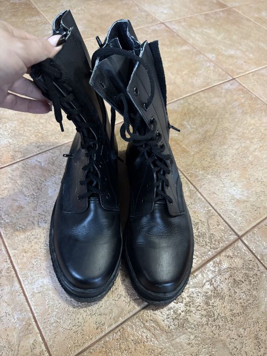 Чоловічі шкіряні берци, черевики 42