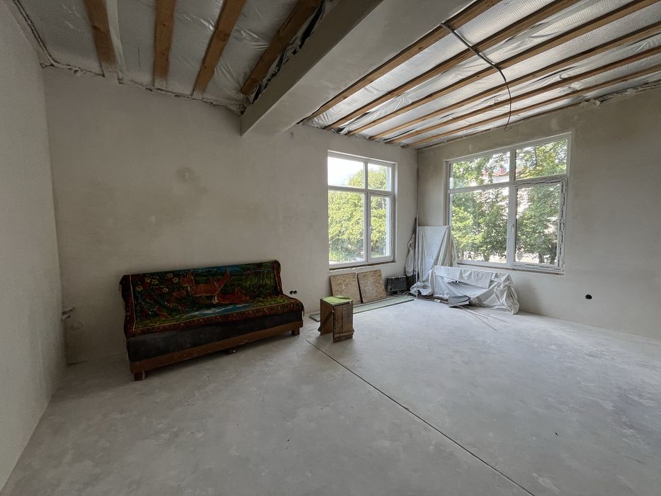 Оренда комерції в центрі Ворзеля