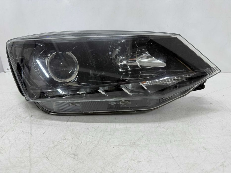 Фара права Skoda Fabia 3  Led 14-18  фара права Шкода Фабія 3 2017