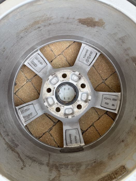 Alufelgi Audi "16" 5x112 ET 37