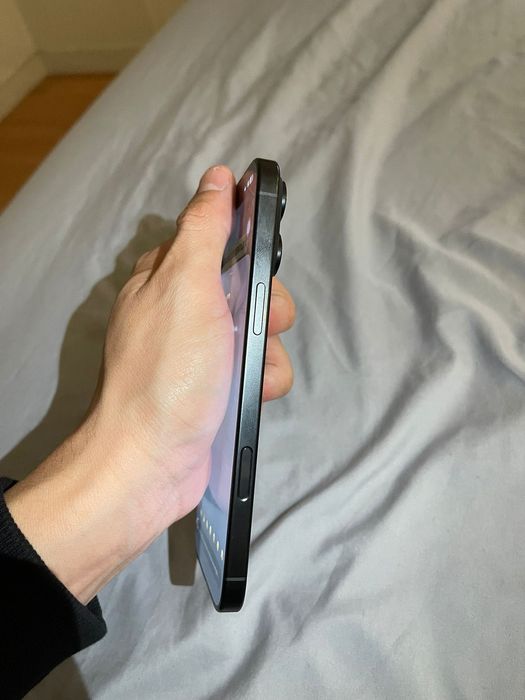 IPHONE 16 pro max 16GB