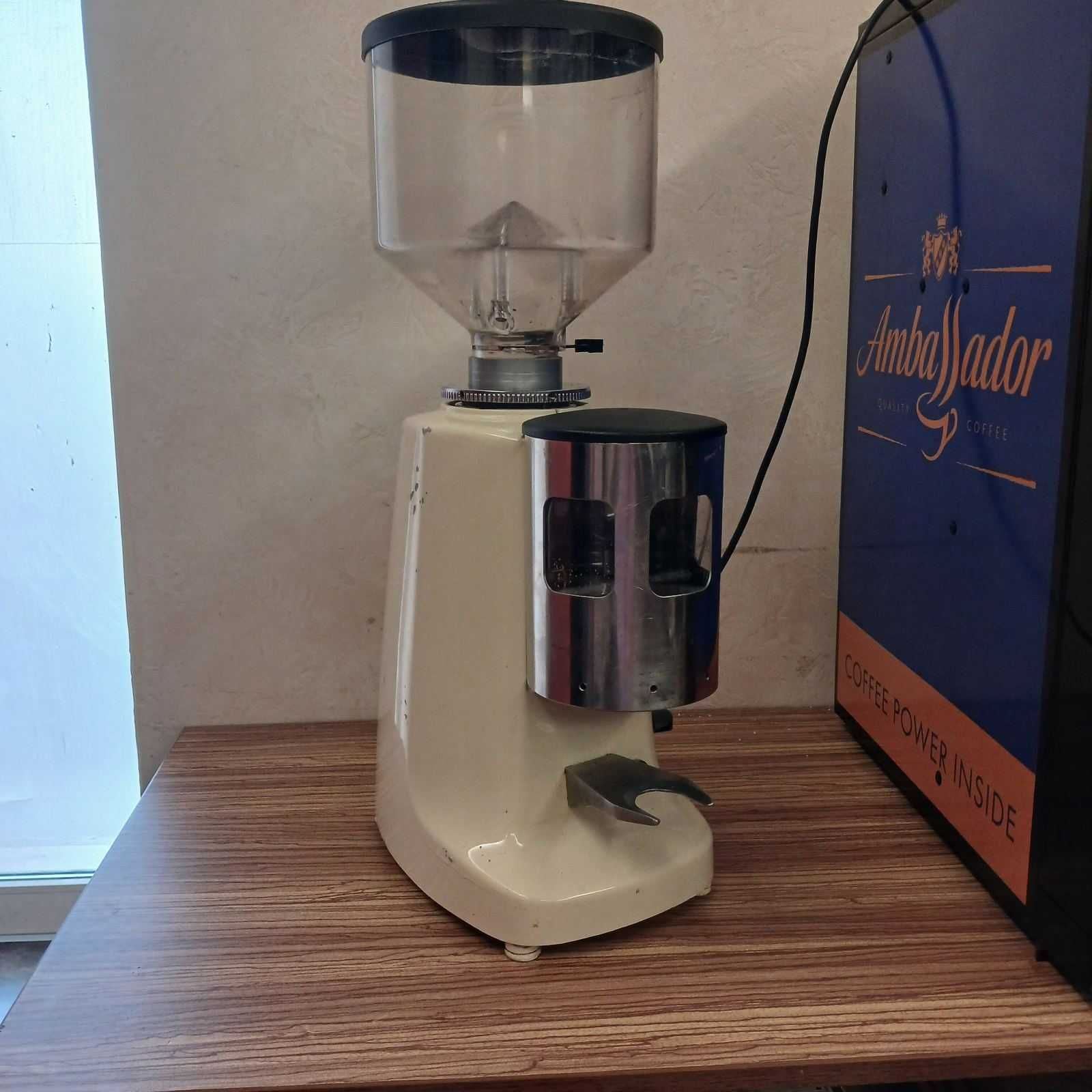 Кавомолка, гриндер Mazzer Super Jolly