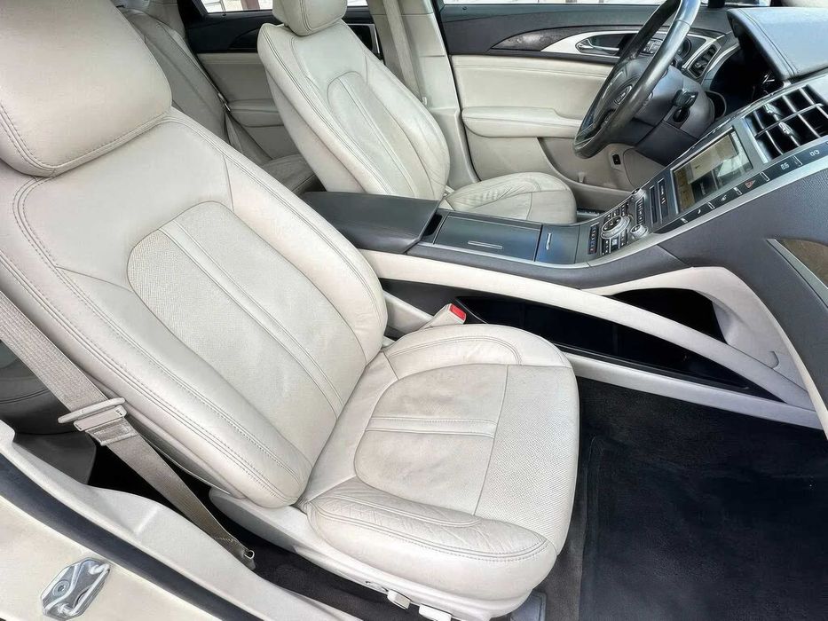 Lincoln MKZ Hybrid Reserve      2018