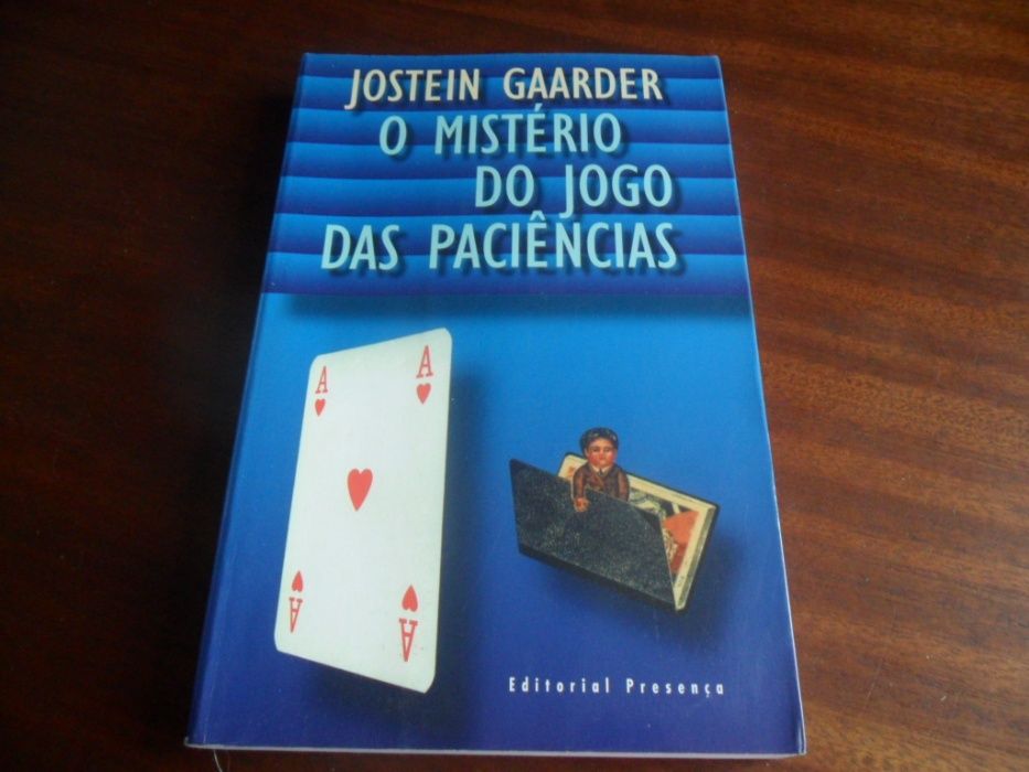 "O Mistério do Jogo das Paciências" de Jostein Gaarder