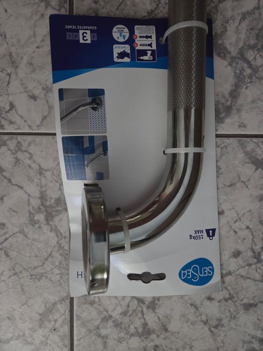 Cadeira de banho e barra de apoio