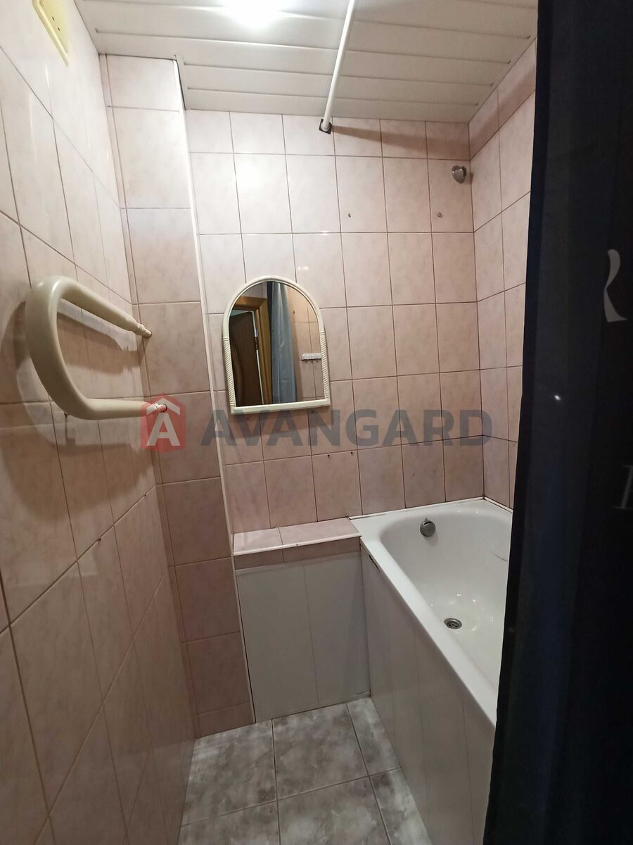 Продам 2 к.кв. в Хорт. Бабурка Аптека з ремонтом, меблями та технікою