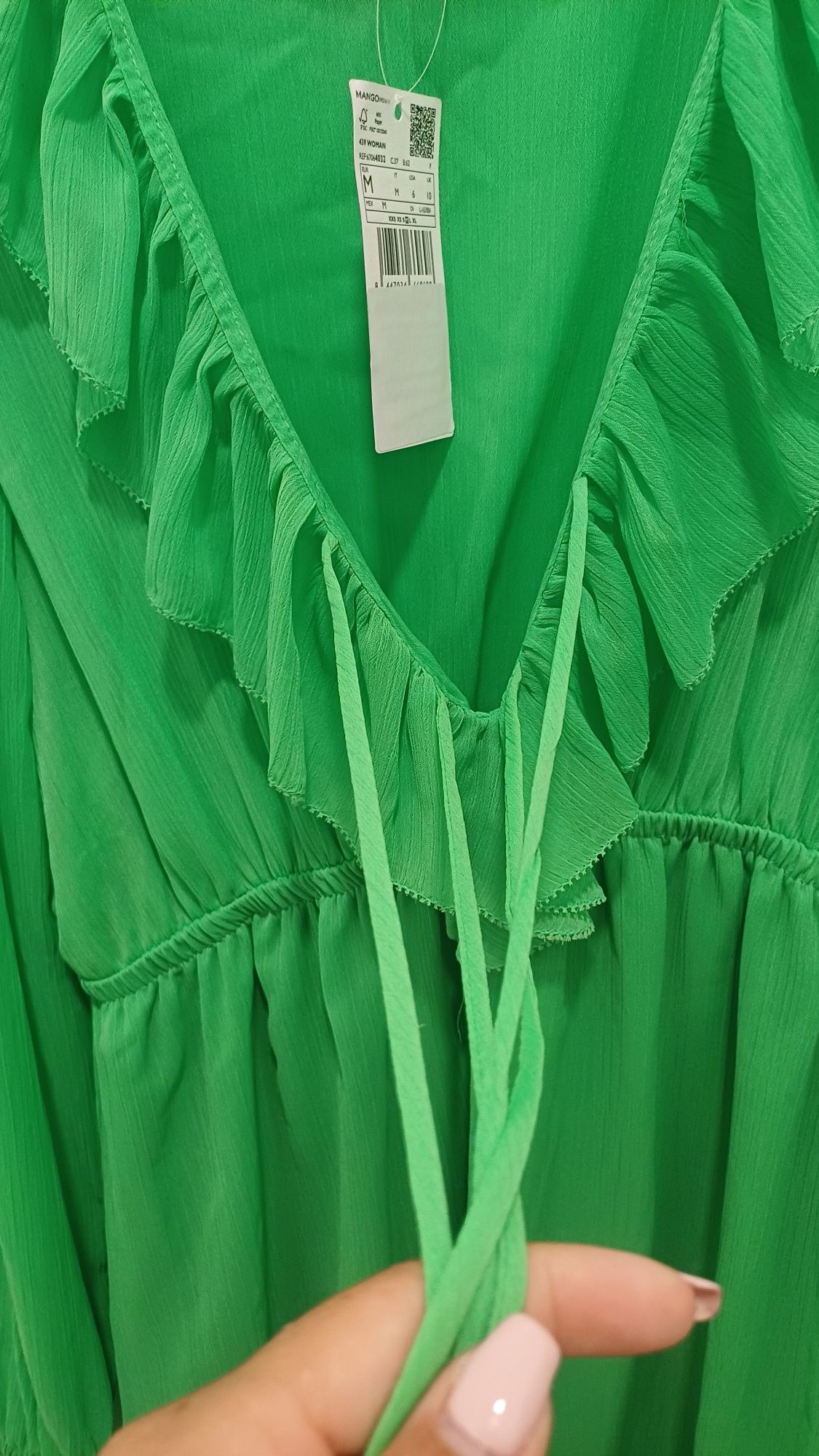 Vestido verde da mango (novo)-M