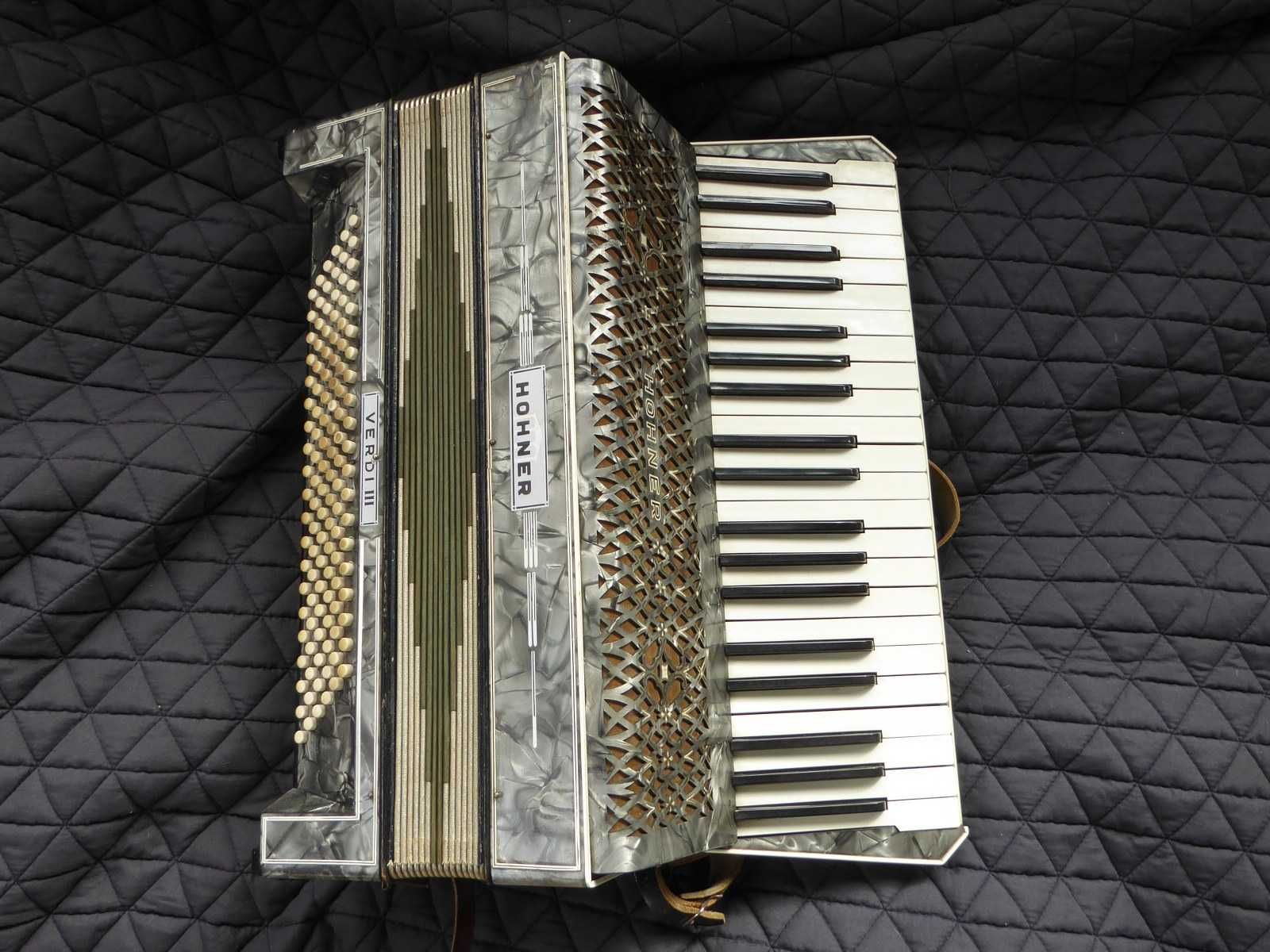 Akordeon Hohner Verdi III. 120 basów.