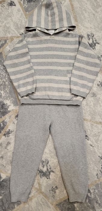 Оформлена доставка !!! Костюм в'язаний для хлопчика/дівчинки  ZARA 98