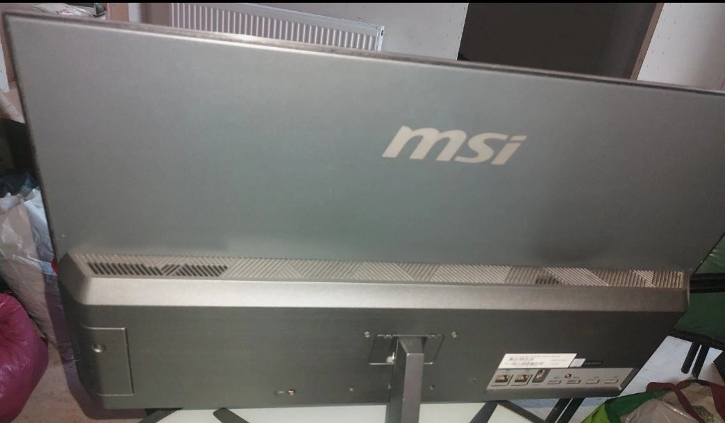 Komputer gamingowy All in One firmy MSI