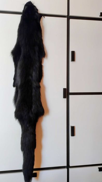 Naturalna skóra z lisa czarna