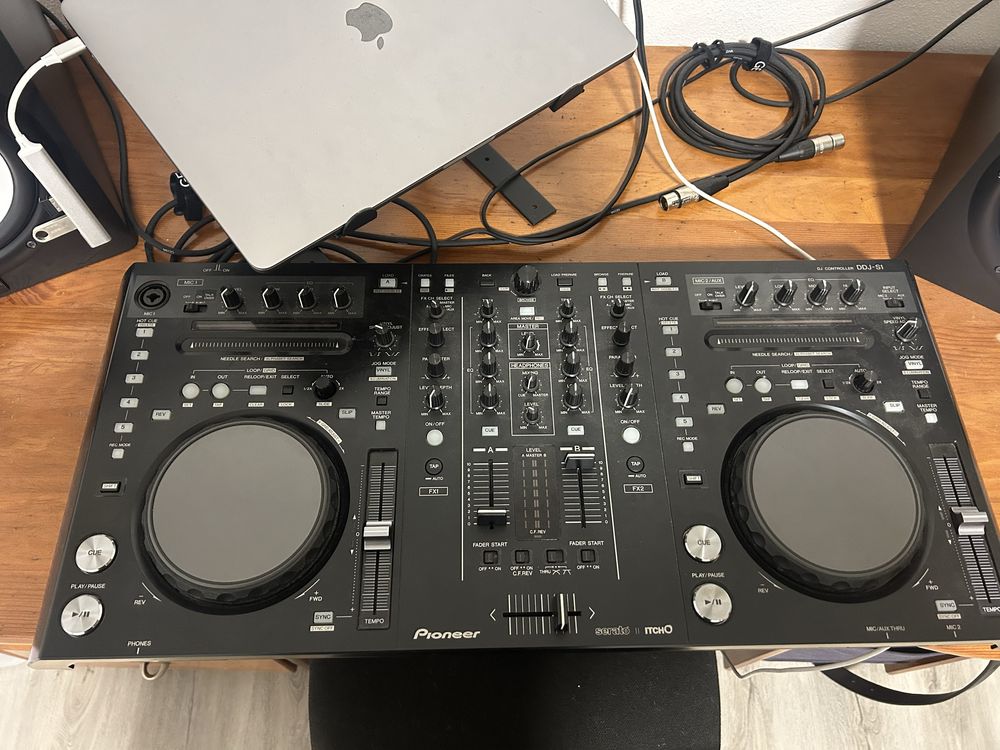 DDJ-S1 Pioneer (serato)