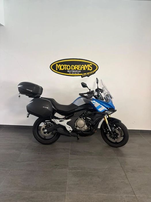 CF Moto 650MT