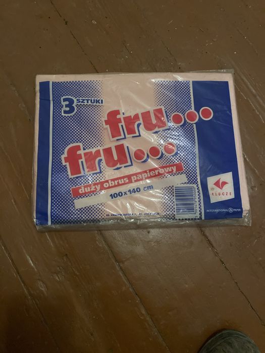 Obrus papierowy 100x140