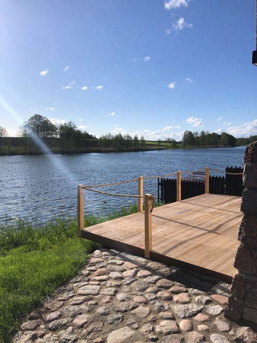 Dom siedlisko linia brzegowa wynajem Mazury pomost sauna agroturystyka