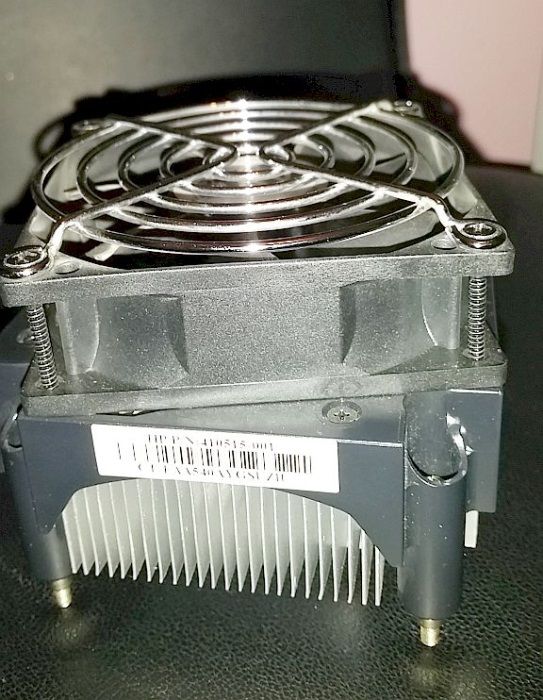 wentylator z radiatorem AVC z miedzianym rdzeniem