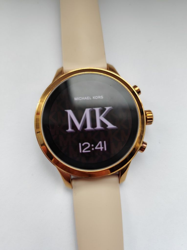 Смарт-годинник Michael Kors MKT 5048