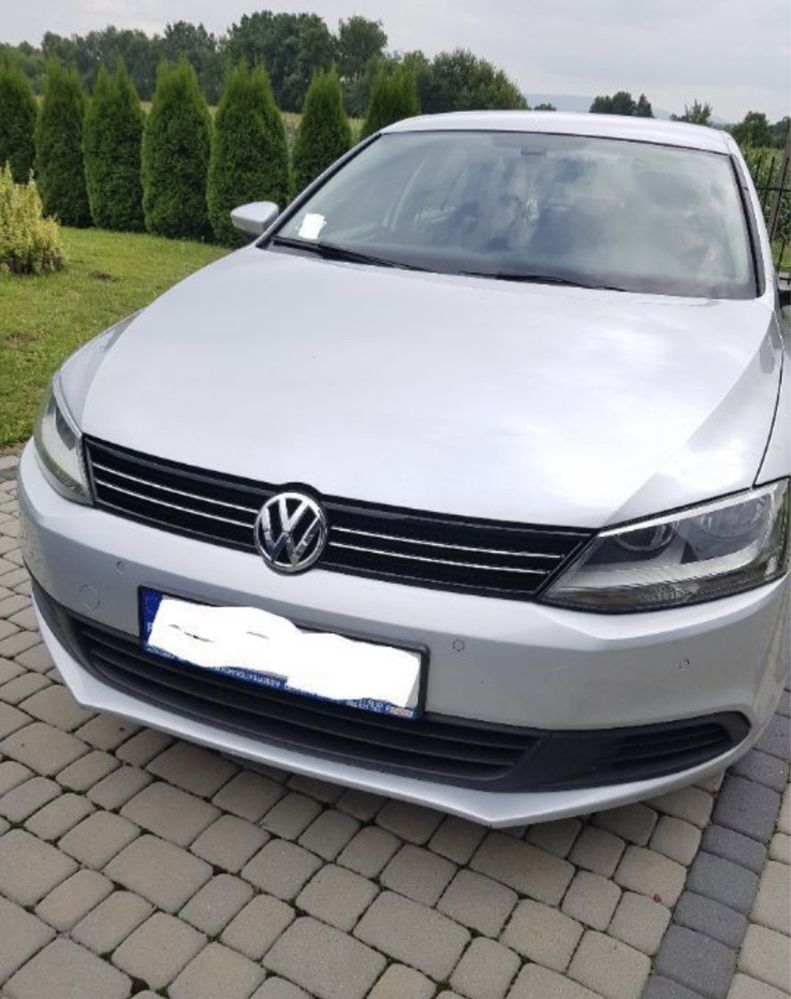 Розборка VW JETTA капот дверь крыло фара бампер решетка телевизор