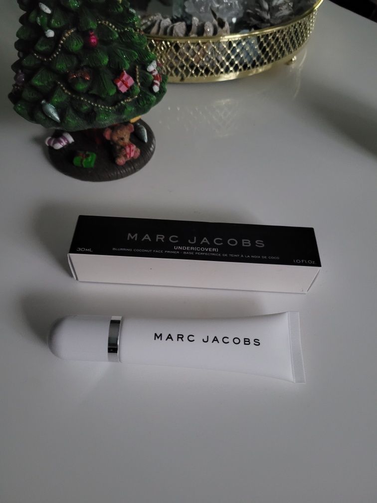 Marc Jacobs baza pod podkład undercover