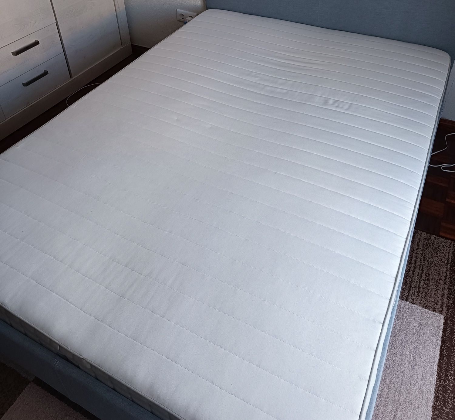 cama de casal  IKEA