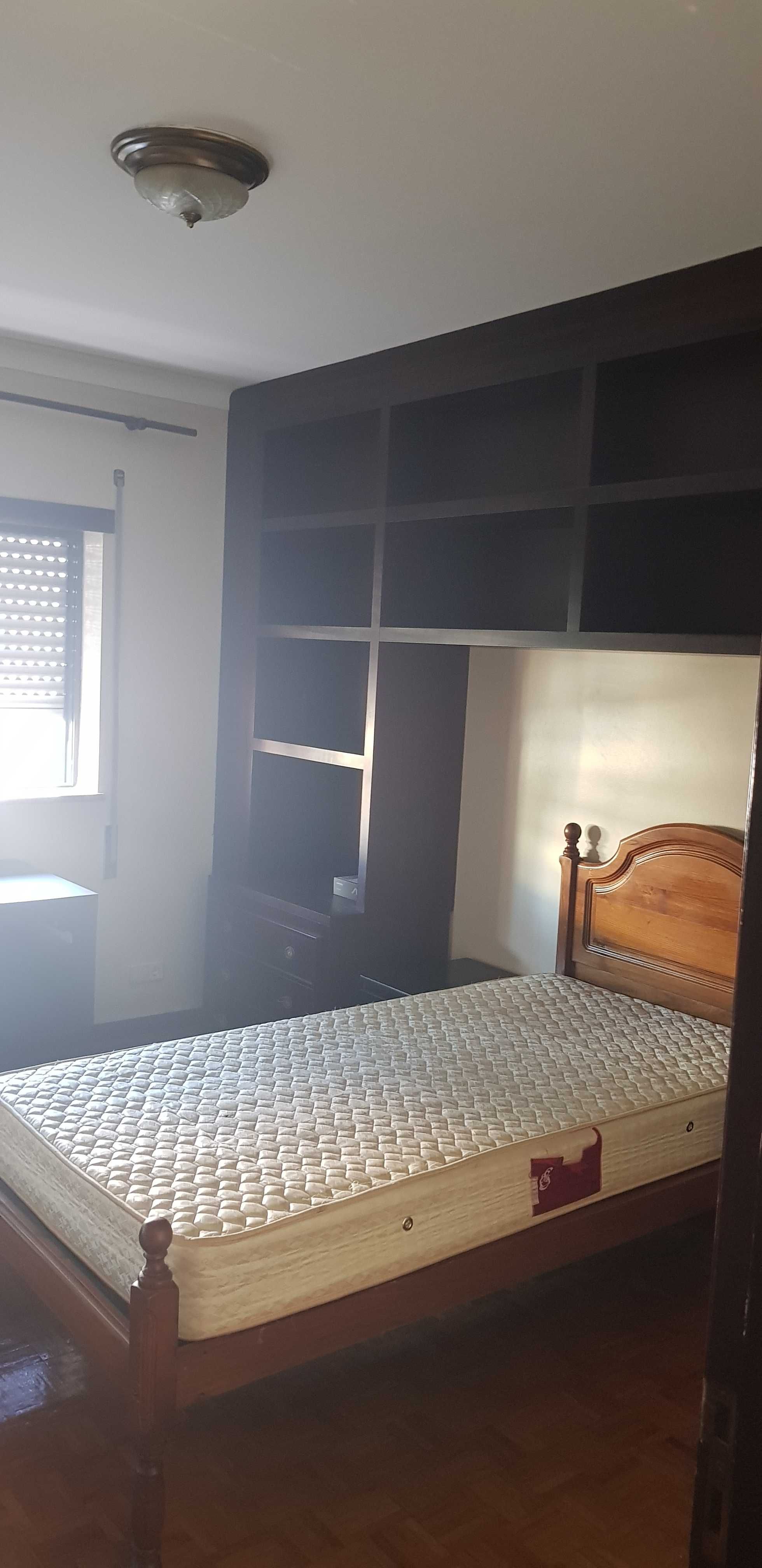 Arrendamento de quarto na Rua Câmara Pestana, 2 Lote