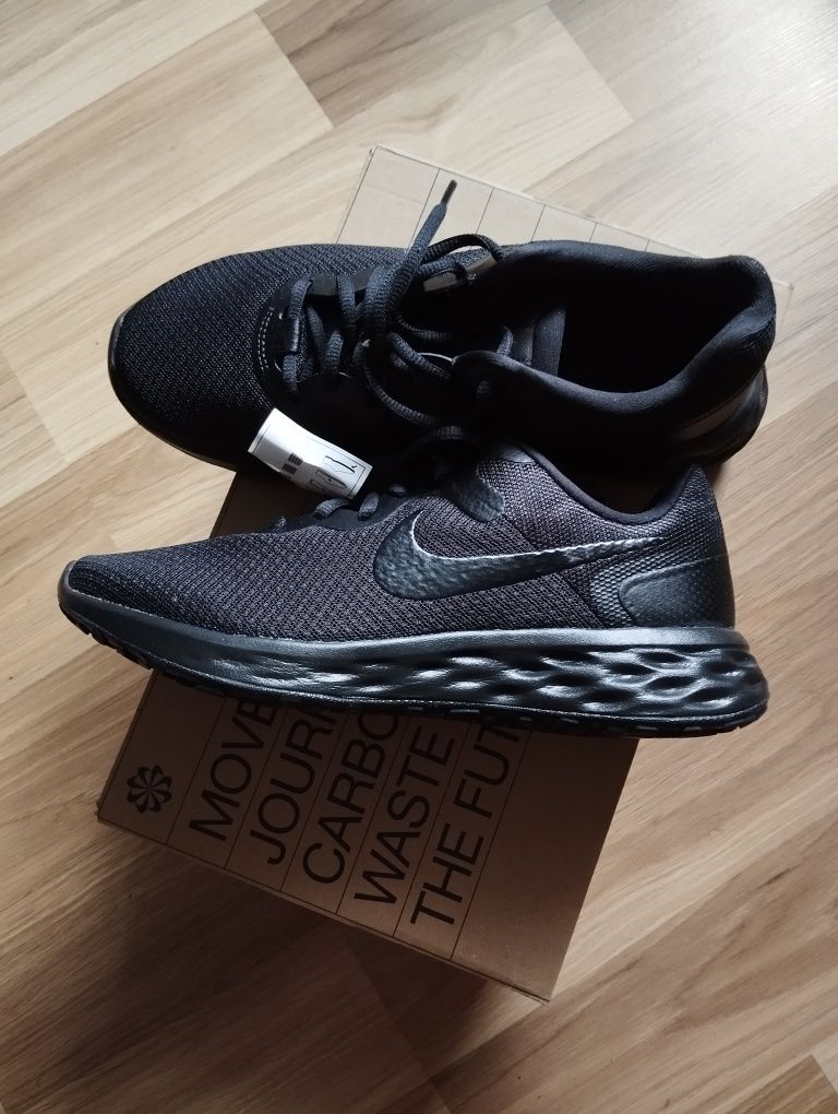 Nowe buty Nike czarne