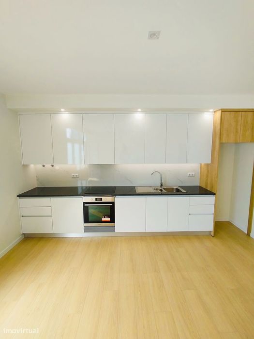 Apartamento T1 - "Investimento - Excelente Exposição Solar"