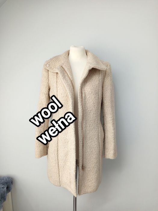 Beżowy kremowy wełniany długi płaszcz damski zimowy ciepły baranek M