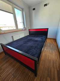 Łóżko podwójne z materacem używane