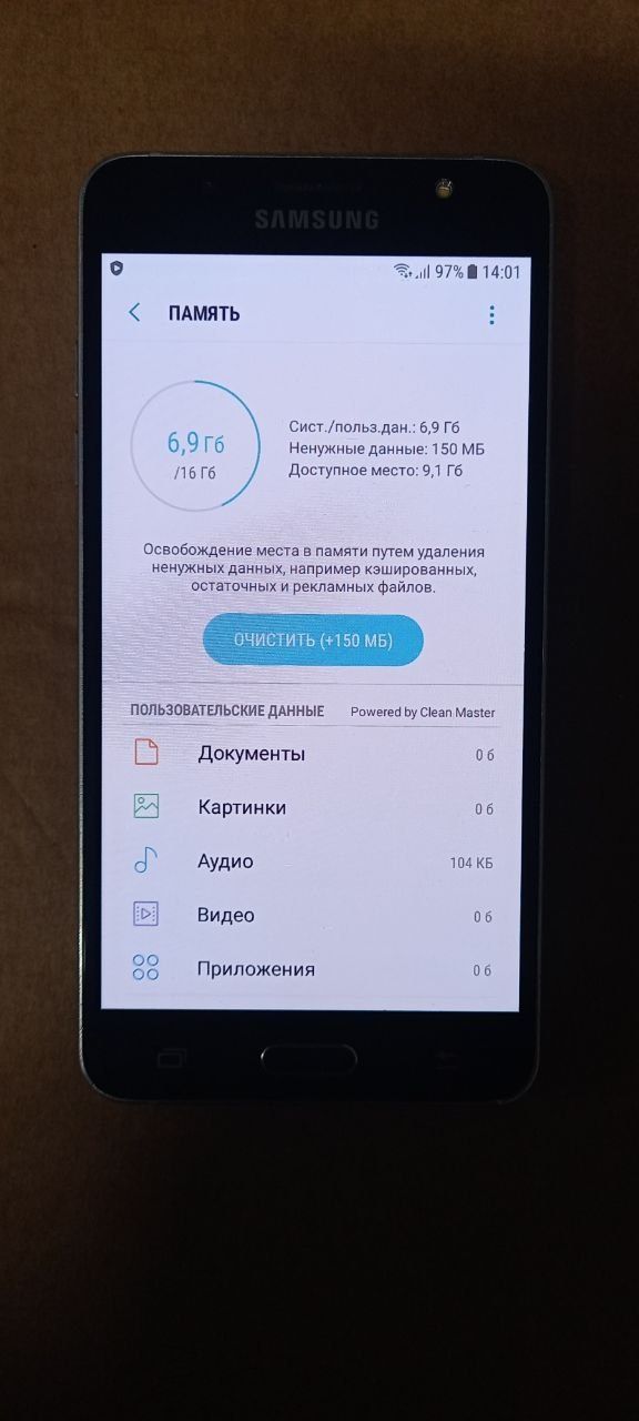 Продам  телефон  Samsung  j 5