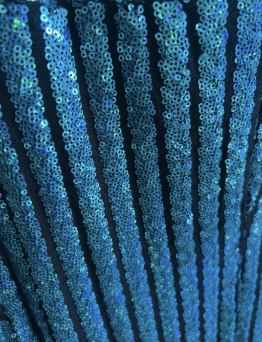 Vestido de gala com lantejoulas