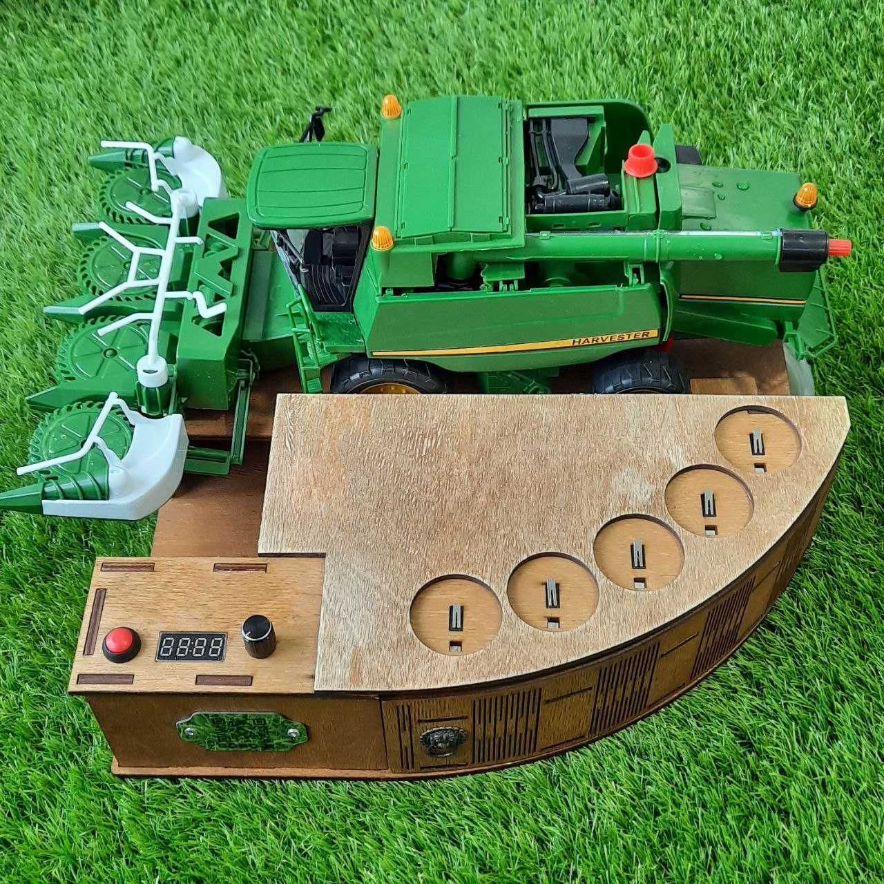 Комбайн-наливатор John Deere для 5 чарок. Подарунок для чоловіка
