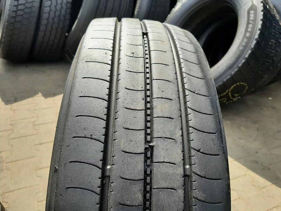 Opona używana ciężarowa 235/75R17.5 BRIDGESTONE 300zł C2508