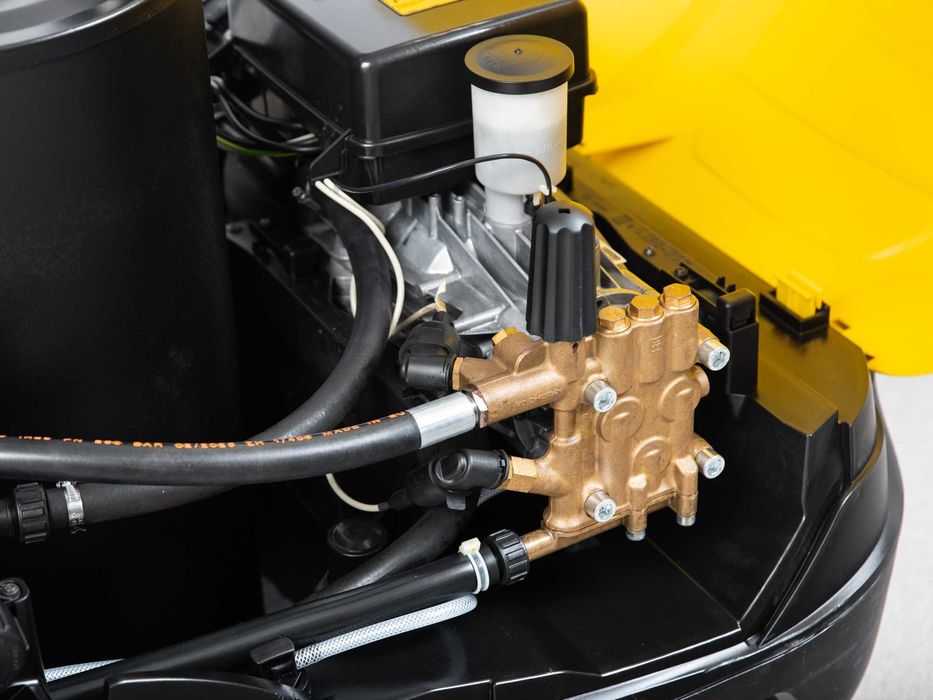 MYJKA CIŚNIENIOWA KARCHER HDS 9/18-4M 180bar 900l/h 6,4kW 400V 9000net