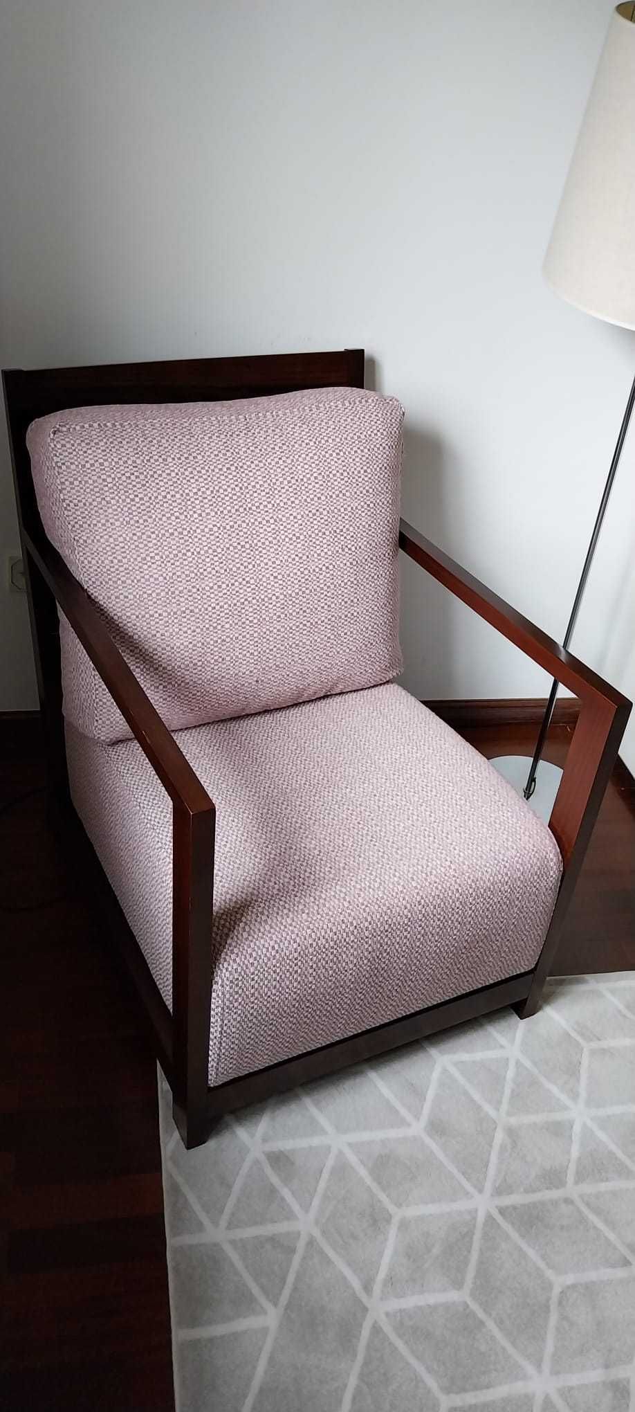 Cadeirão ideal para quarto ou para sala