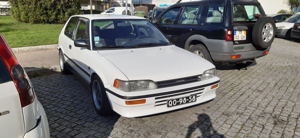 Toyota corolla 3 portas
