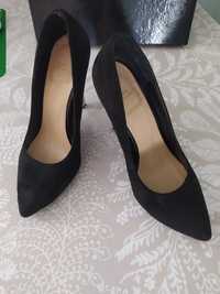 Жіночі туфлі замшеві чорні дочки 35 розиір
