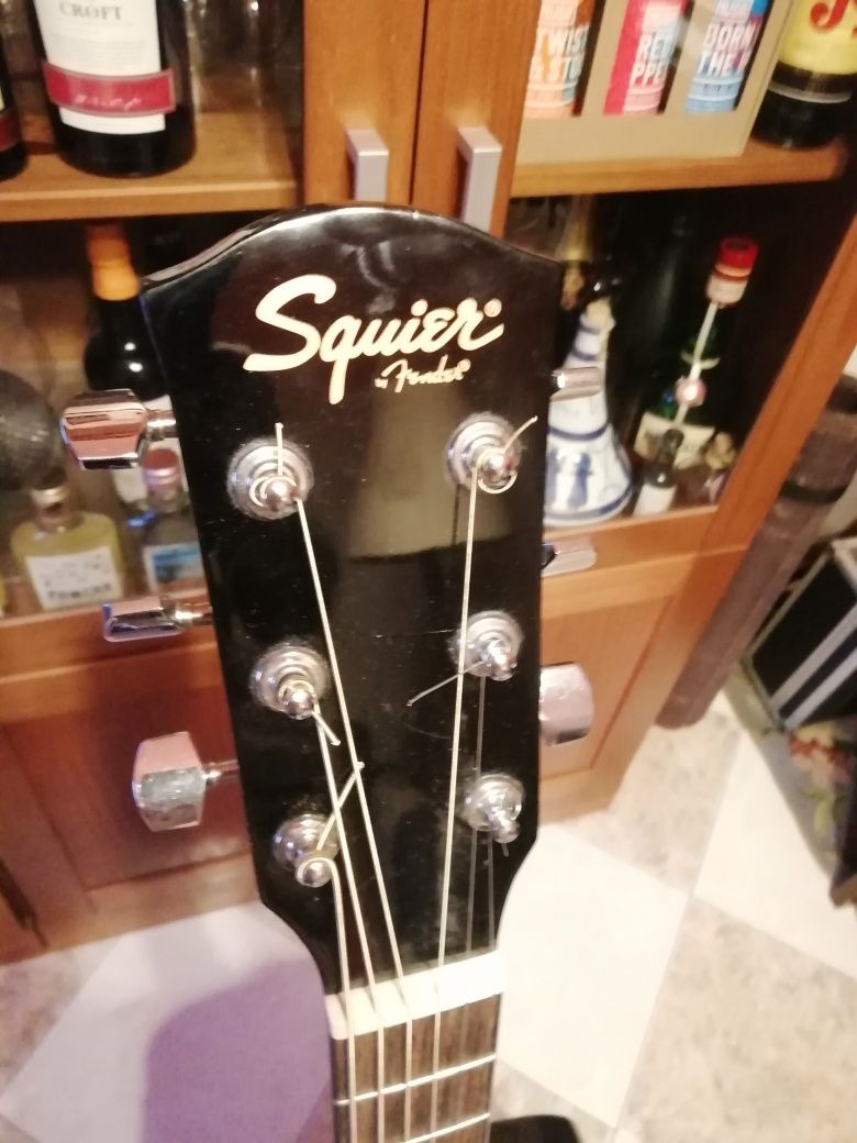 Guitarra Squier SA-105 CE BK
