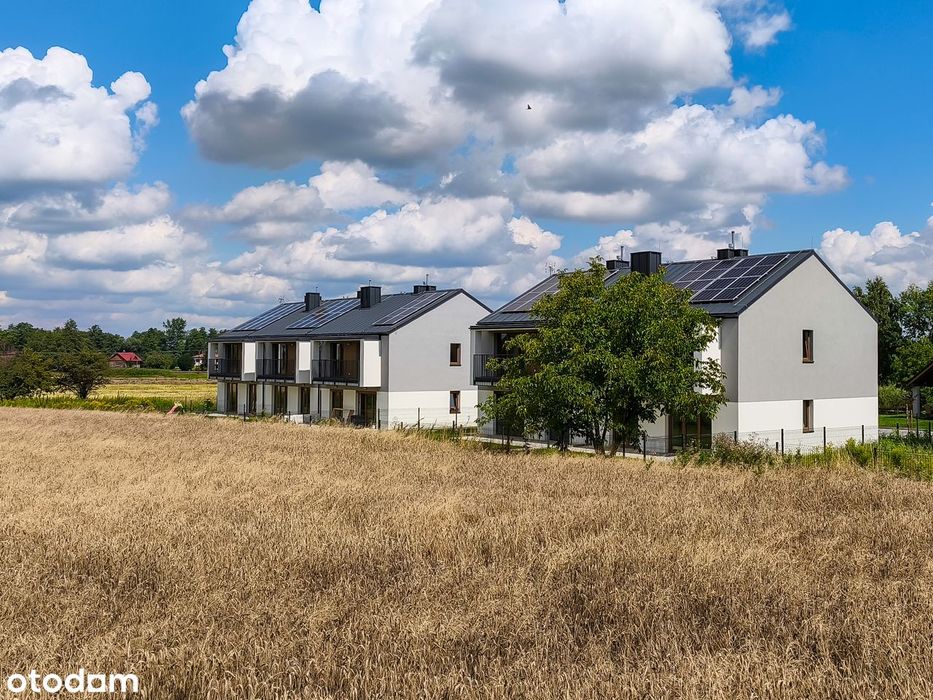 Atrakcyjne mieszknie, 4 pokoje + strych + fotowoltaika + 2 x parking!