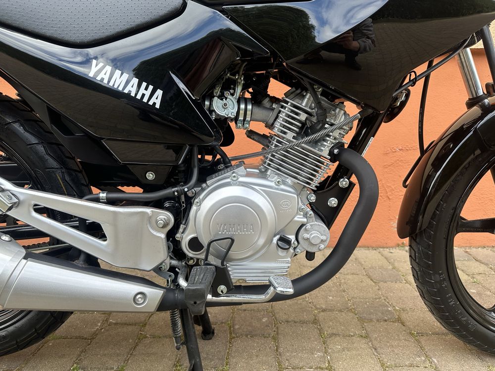 Yamaha ybr 125 niemcy nówka przbieg 1400 km kufer shad